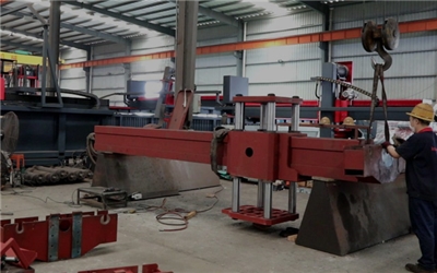 Machine de découpe de pont